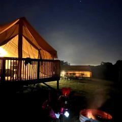 Peaceful Tented Cabin with Fire Pit and Fantastic Sights in Logan, Ohio