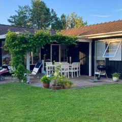 Family House With Large Garden Near Ebeltoft