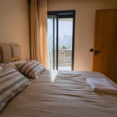 CFC Skyline View Luxury Private Parking - Netflix