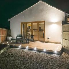 Woodside Retreat, Number 37