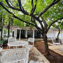 Lavonka Tourist Guest