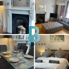 Brookland Stays 1-Bed Flat in London Free Wi-Fi & Perfect Location