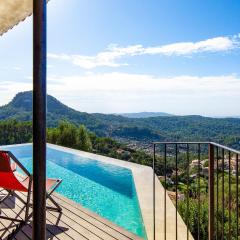 Stunning Home In Galilea