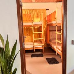 Wave Loom Hostel Ahangama