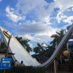 Lagoa Jardins com Café da Manhã e Parque Aquático Incluso