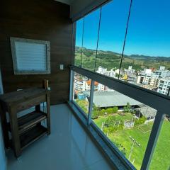 AP Novinho! à 150m das piscinas! 3 ar cond - churrasqueira