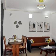 Charmant Douillet à Etoudi