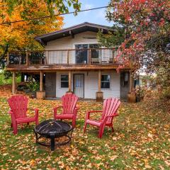 Rustic Waterfront Cottage - Fishing, Sunrise and Firepit