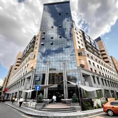 Premium apartment on Byuzand 17 with big balcony