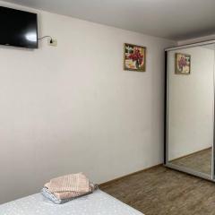 Квартира на Запорожском шоссе Дафи Космическая Тополь