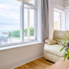 On The Beach, East Yardley House - Uk31203