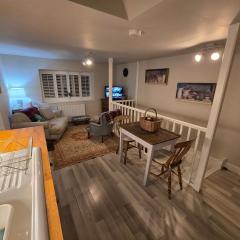 Cozy tucked-away Barn conversion in Matlock Green