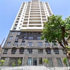 ''The View Apartment ''- CITY CENTER Chic 1 Bedroom, Stunning Balcony View