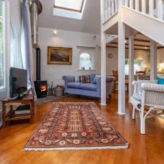 Wisteria Lodge - Cottage