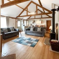 Squirrels Drey - Ukc660