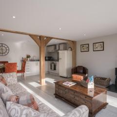 The Woodshed - Uk10353