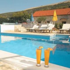 Villa in Zavojane with swimming pool