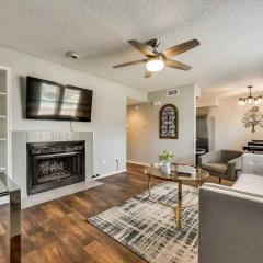 Upgraded 1BD condo Pool Irving I45