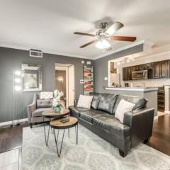1BD Condo Pool South Irving I40