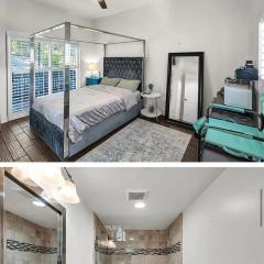 Modern Hillside 3BR Retreat