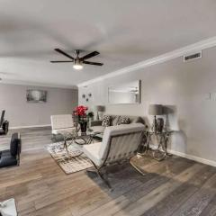 Lux 2BD Apt Pool SixFlags Grand Prairie GP54C