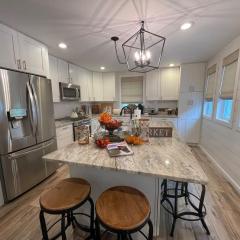 Modern Farmhouse Retreat North Fork Wine Country