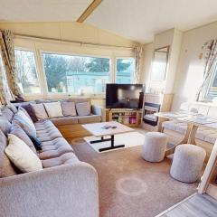 Lovely Caravan With Side Decking At Broadland Sands Park, Suffolk Ref 20204Bs