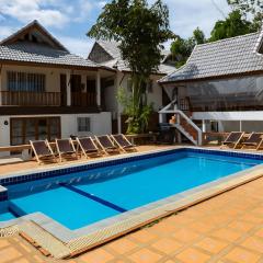 The Galvis Pool Villa - Boutique Stay Near Na Jomtien Beach