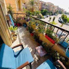 Shared Apartment with the landlord close to airport garden view for males only or married couple because of the Egyptian Culture