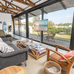 על הים - וילה מדהימה על יד החוף בבית ינאי