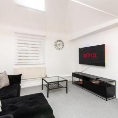 Bright 3 Bed Ground Floor Flat - Derby