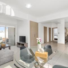 Downtown City View 2 Bedroom Apartment