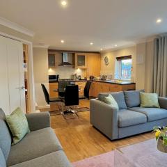 Your Space Apartments - Market Rise