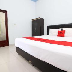 RedDoorz Plus @ Timoho