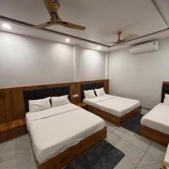 The Hotel Shree Shyam Palace inn