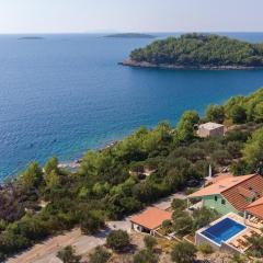 Villa Green by Villas Guide