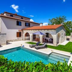 Holiday house Casa Mia with a private swimming pool