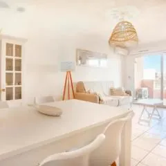 Appartement climatisé centre ville, proche plages Saint Raphaël et Fréjus