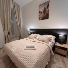 Old Town Apartments B14