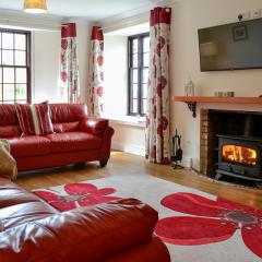 The Farmhouse - Ukc1339