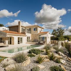 Villa Mila with private pool, BBQ and jacuzzi