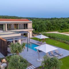 Villa Visignano with private pool, BBQ and jacuzzi