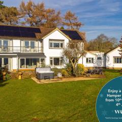 Far Heath House with Hot Tub