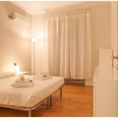 Domus Napione 2 steps from Piazza Vitto WIFI & AC