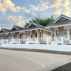 บ้านครูแนนปาย