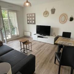 Studio avec jardin centre ville Cabourg La Roseraie