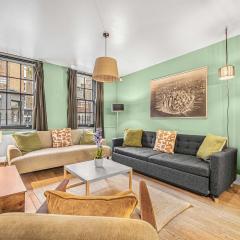 Central Cove - Fitzrovia - By Frankie Says