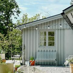 Artist's Home With Ocean View On Tjörn