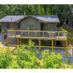 Come relax in the mountains of Otto NC