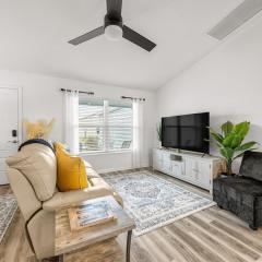 Villages Escape by Eastport Square With Golf Cart and BBQ